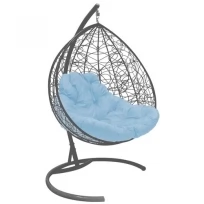 Подвесное кресло M-GROUP для двоихс ротангом серое, голубая подушка
